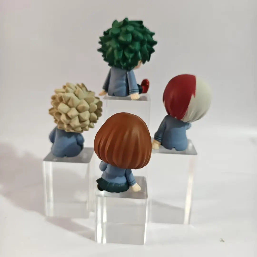 4pcs/set My Hero Academia Tokyo Revengers Cute Sleeping PVC Action Figure Toys